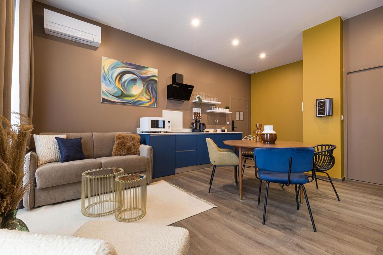 Appart hôtel Legend Majestic - Parking Privé- Climatisation - Gare - Centre